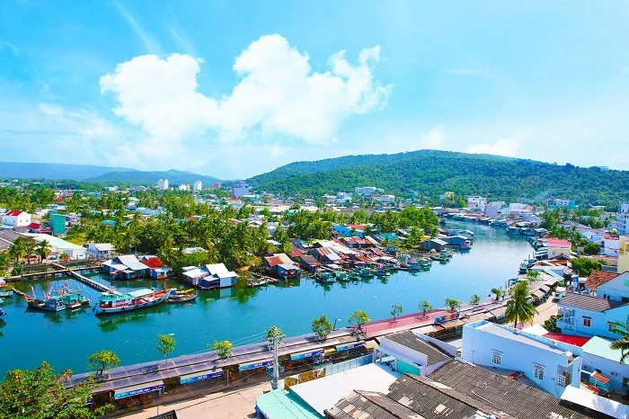 duong-dong-phu-quoc-2_1632645178.webp